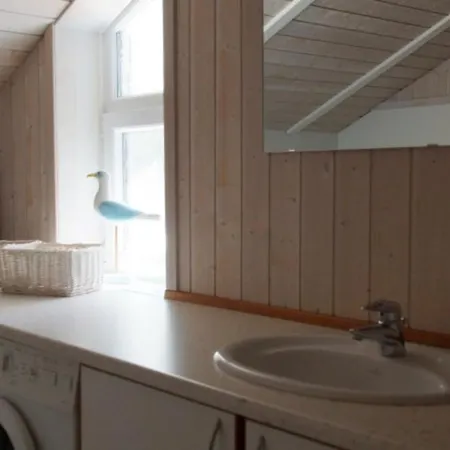 6 Personen Kinderfreundliches Mit Sauna, Whirlpool Und Kaminofen In * Otterndorf